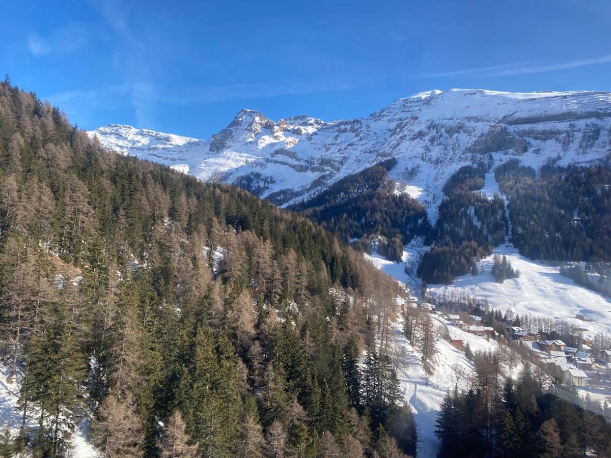 Hotel Regina Terme Leukerbad Bagian luar foto