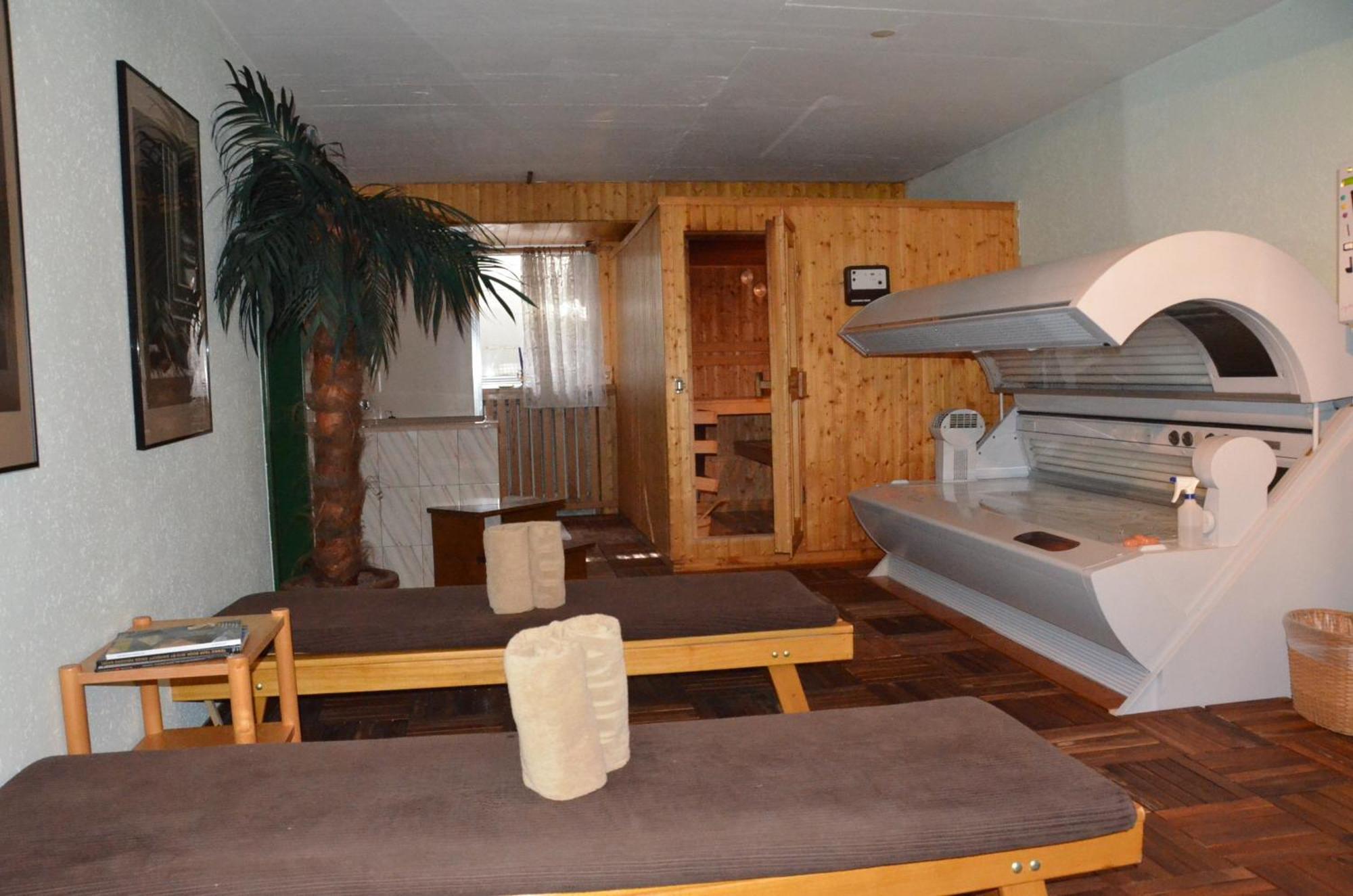 Hotel Regina Terme Leukerbad Bagian luar foto