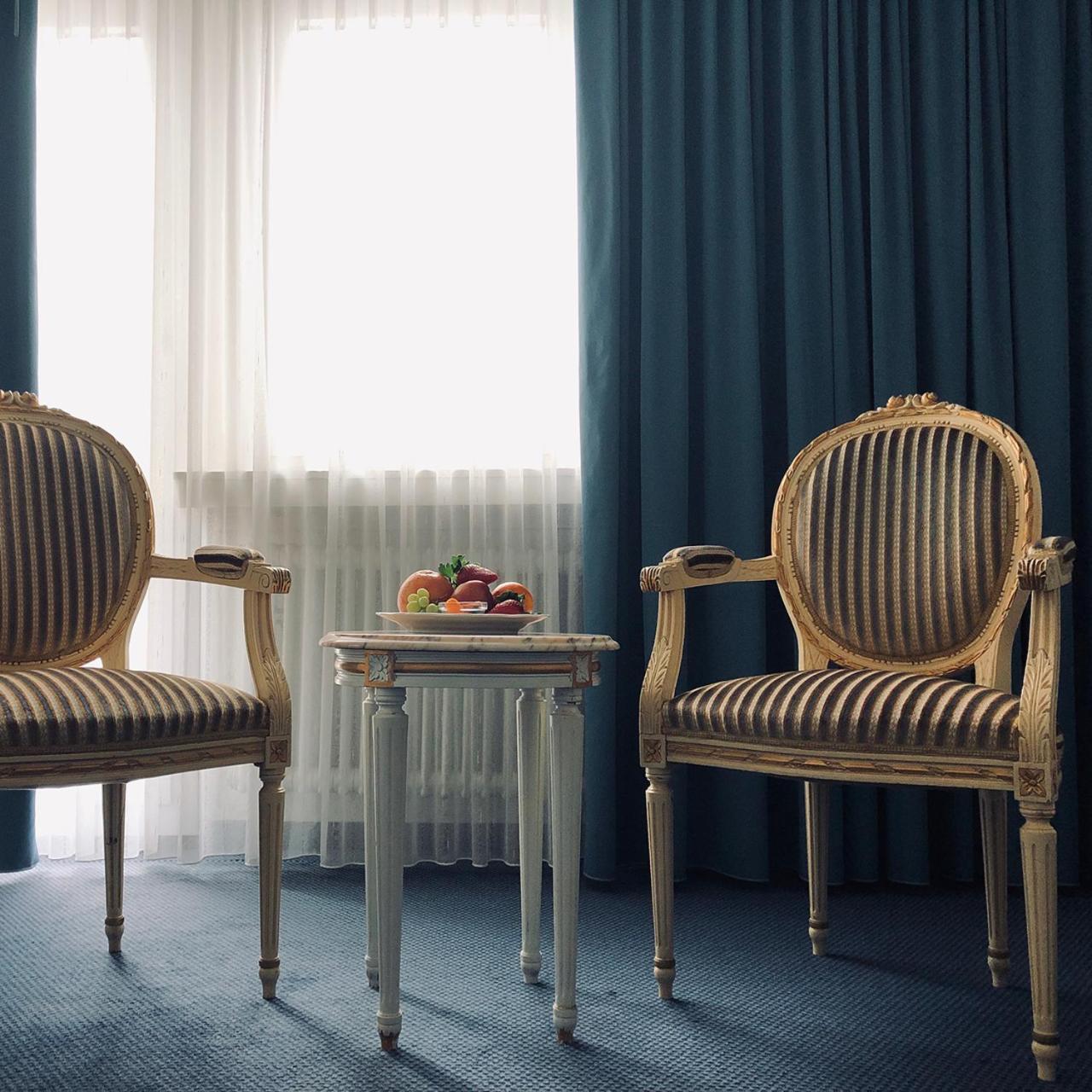 Hotel Regina Terme Leukerbad Bagian luar foto